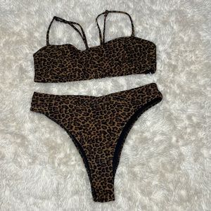 KENDALL + KYLIE 2 Pieces Highwaist Swimsuit size Large